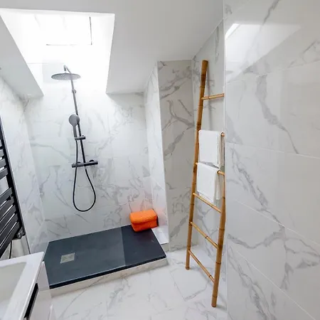 Cosy Dans Le Centre De - Ac, 2 Pers Appartement *
