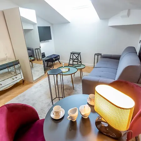 Cosy Dans Le Centre De - Ac, 2 Pers Niza